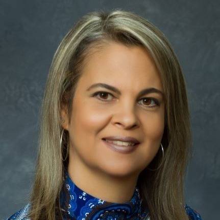 Elizabeth Molina Photo