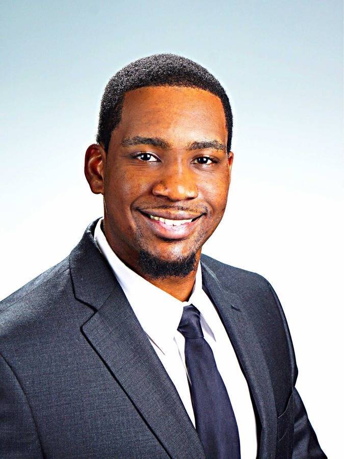 Carl Dervis Photo