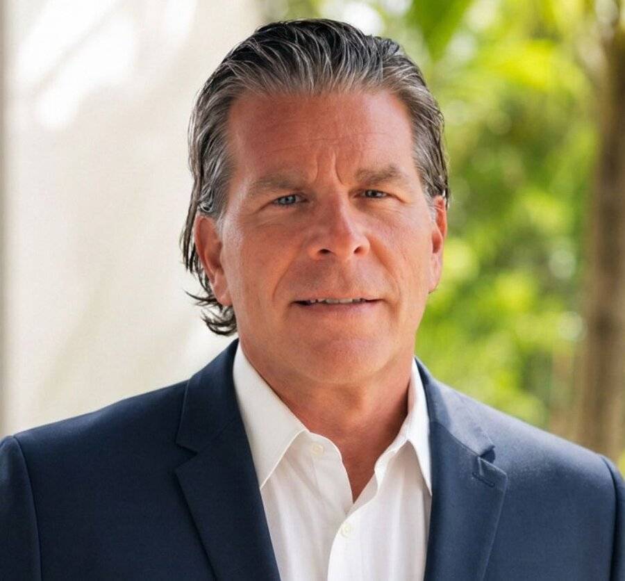 Mauricio Garcia Photo